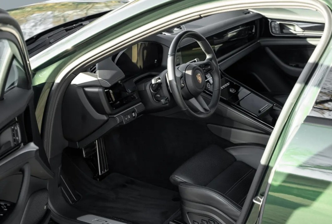 Porsche Panamera 4 E-Hybrid - foto 11