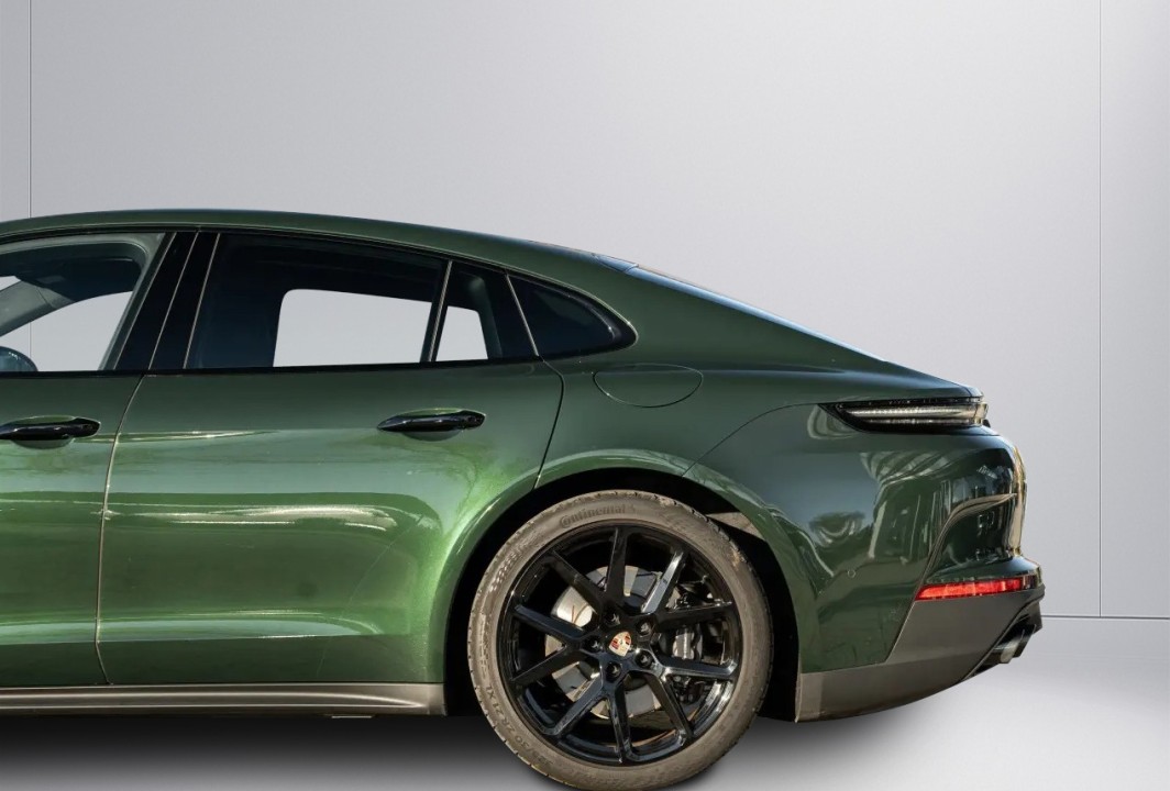 Porsche Panamera 4 E-Hybrid - foto 33