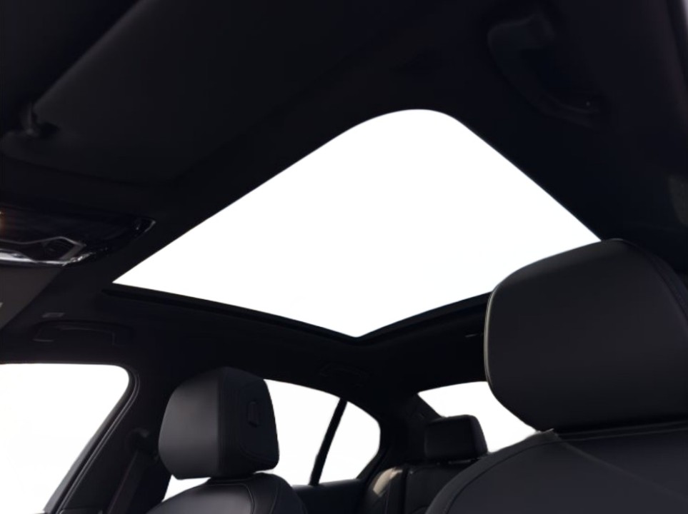 BMW Seria 5 540d xDrive M-Sport - foto 12