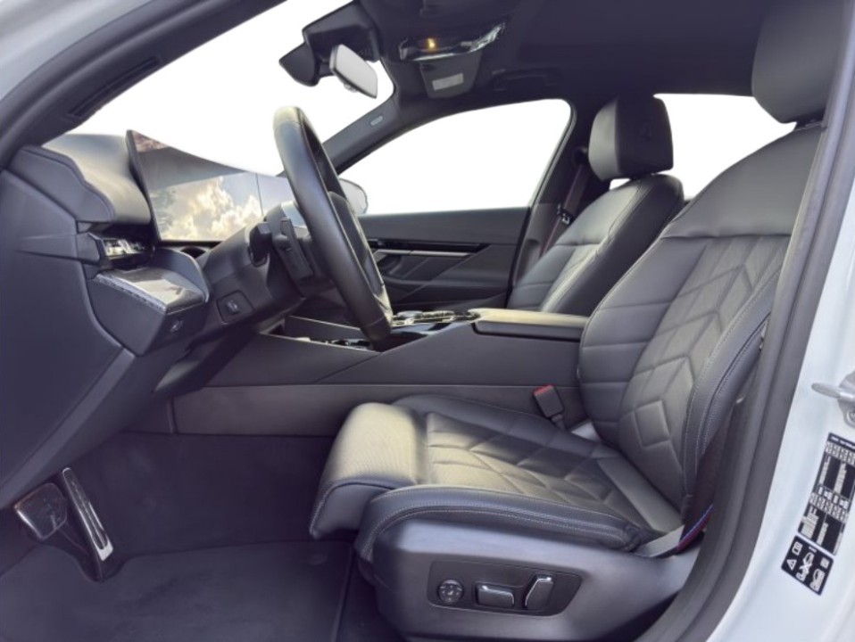 BMW Seria 5 540d xDrive M-Sport - foto 8