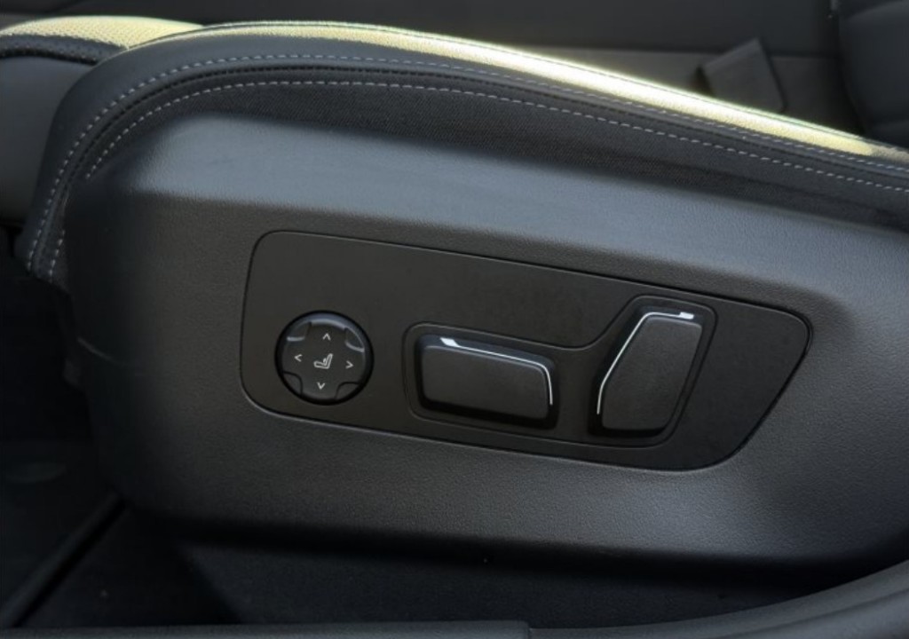 BMW Seria 5 540d xDrive M-Sport - foto 15