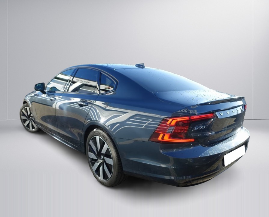 Volvo S90 T8 Recharge AWD Ultimate Dark (5)