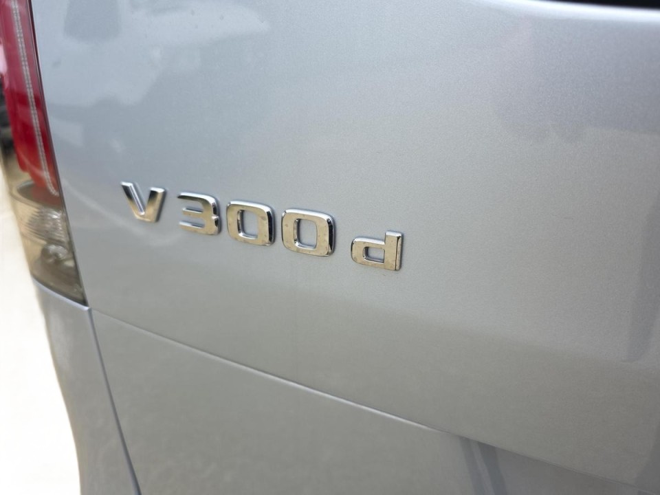 Mercedes-Benz V 300d Long - foto 22