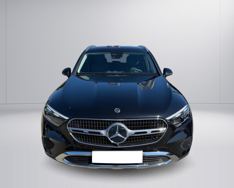 Mercedes-Benz GLC 220d 4MATIC Avantgarde (2)