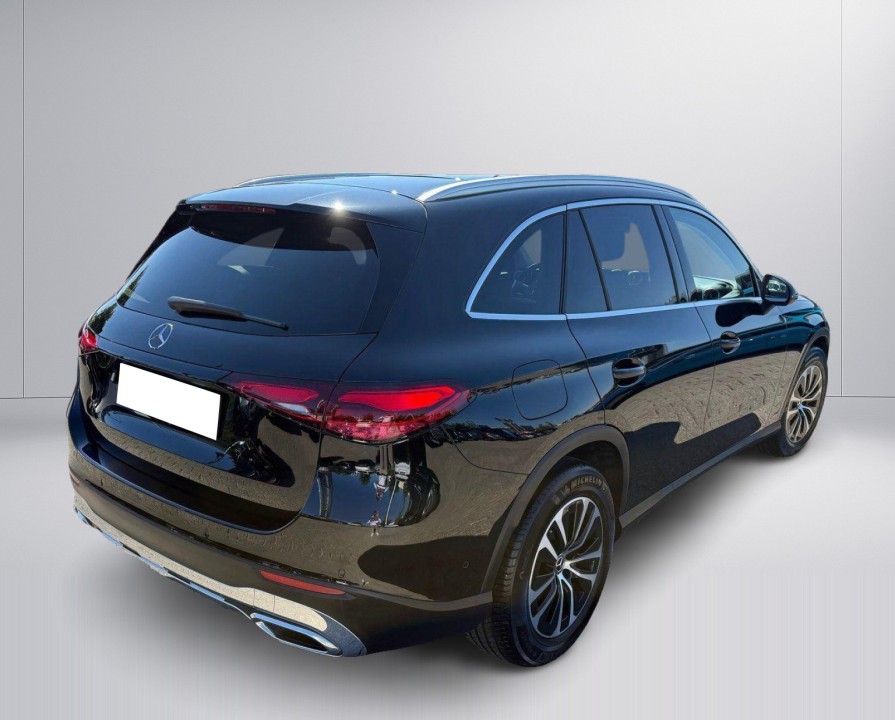 Mercedes-Benz GLC 220d 4MATIC Avantgarde (4)