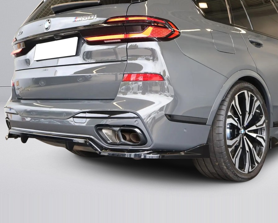 BMW X7 M60i - foto 18