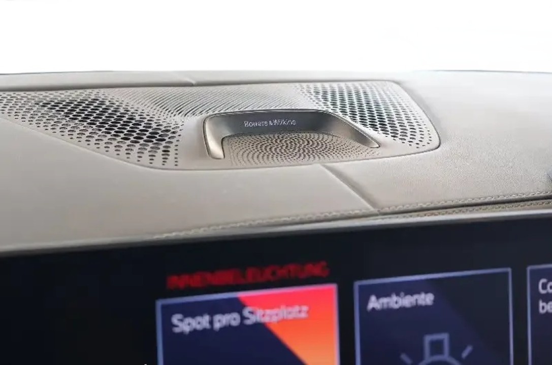 BMW X7 M60i - foto 15