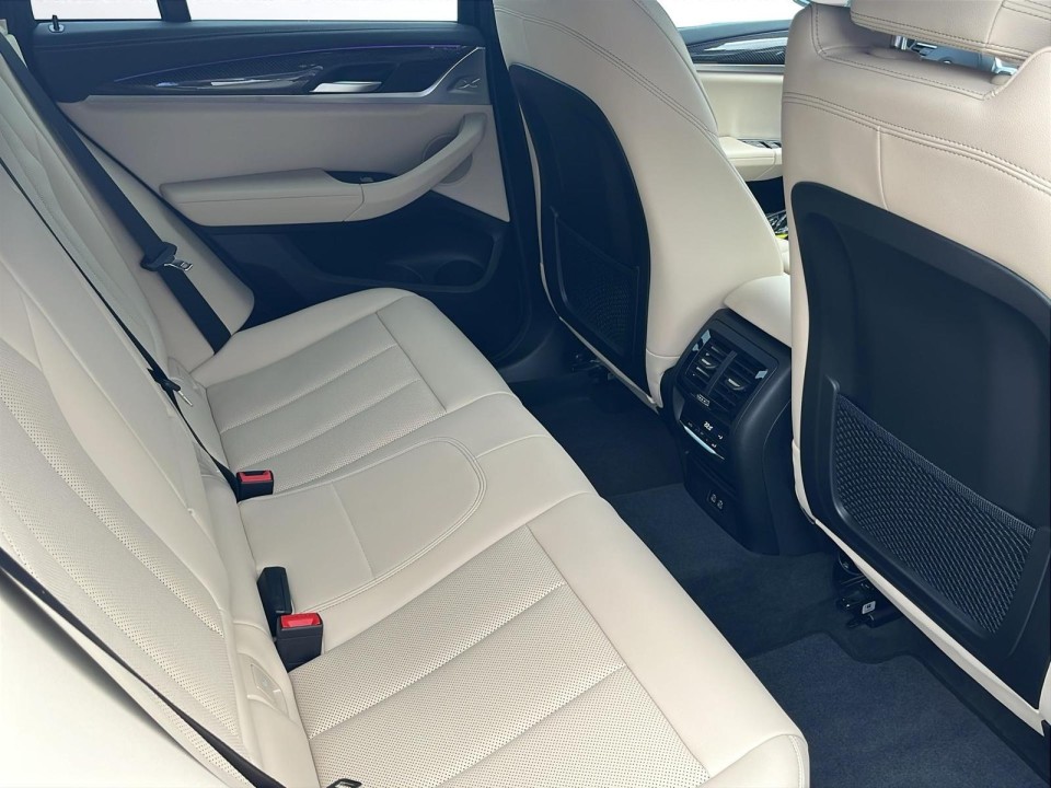 BMW X4 xDrive20i M-Sport - foto 10