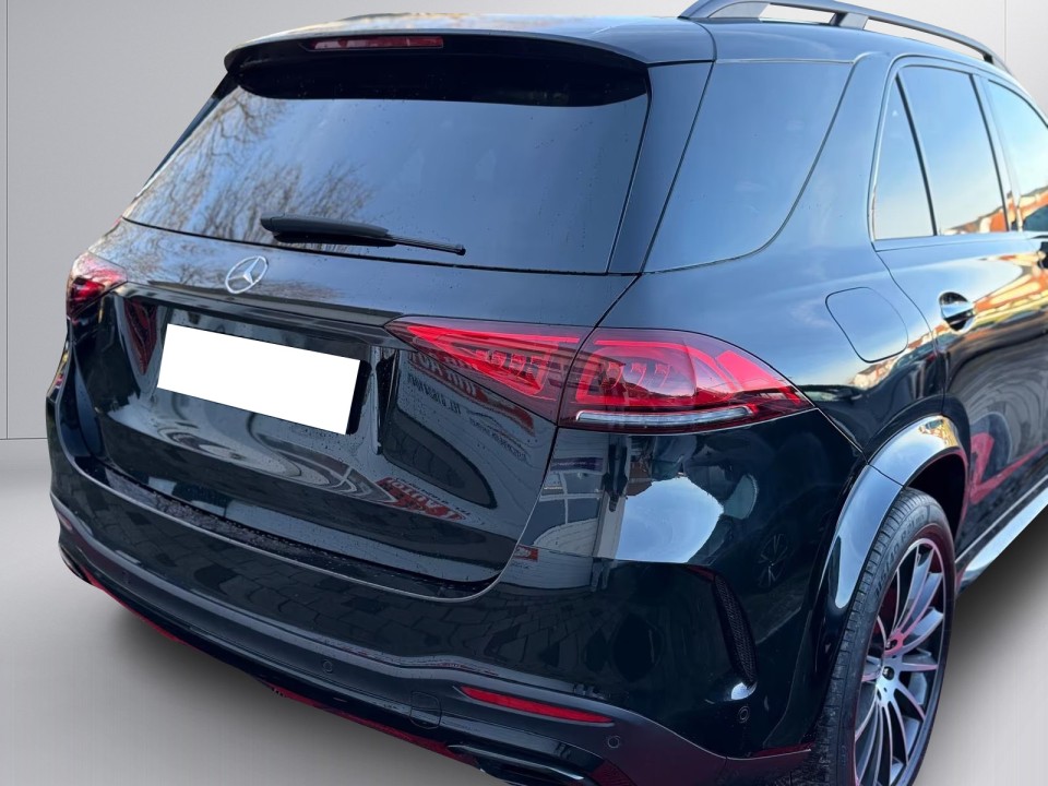 Mercedes-Benz GLE 400d 4MATIC AMG Line - foto 24