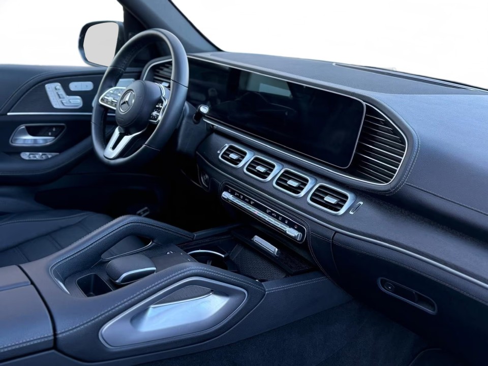 Mercedes-Benz GLE 400d 4MATIC AMG Line - foto 15