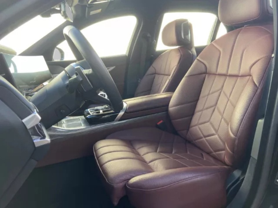 BMW Seria 7 740d xDrive - foto 8