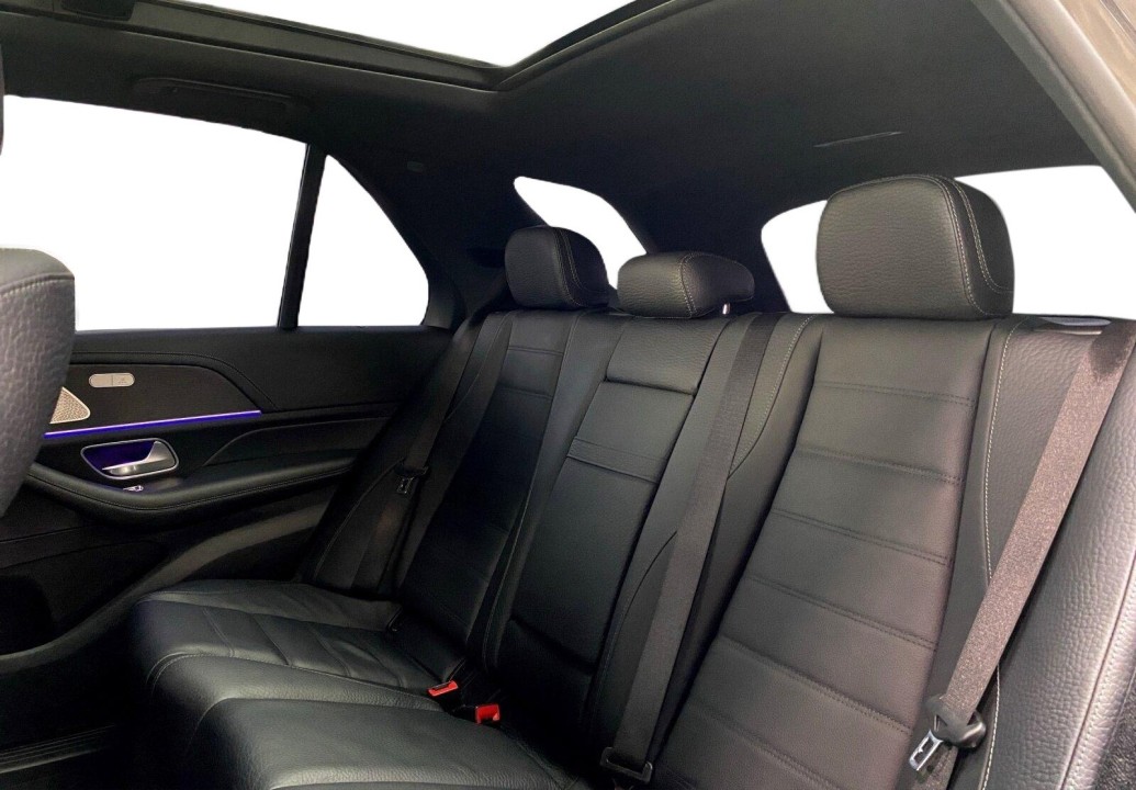 Mercedes-Benz GLE 400d 4MATIC AMG Line - foto 8