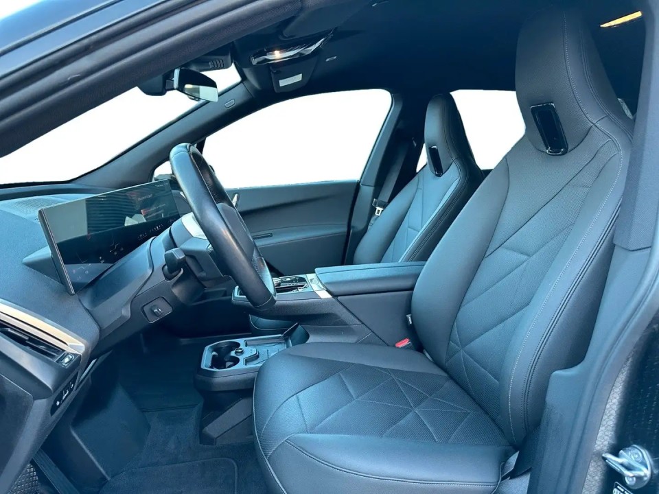 BMW iX xDrive40 - foto 8