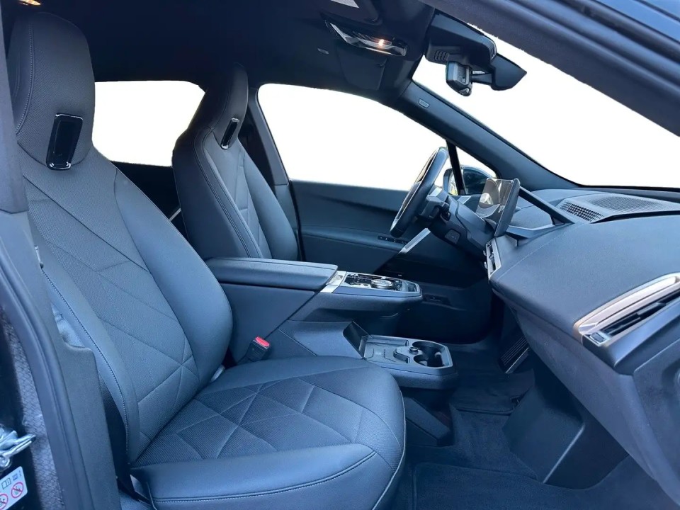 BMW iX xDrive40 - foto 10