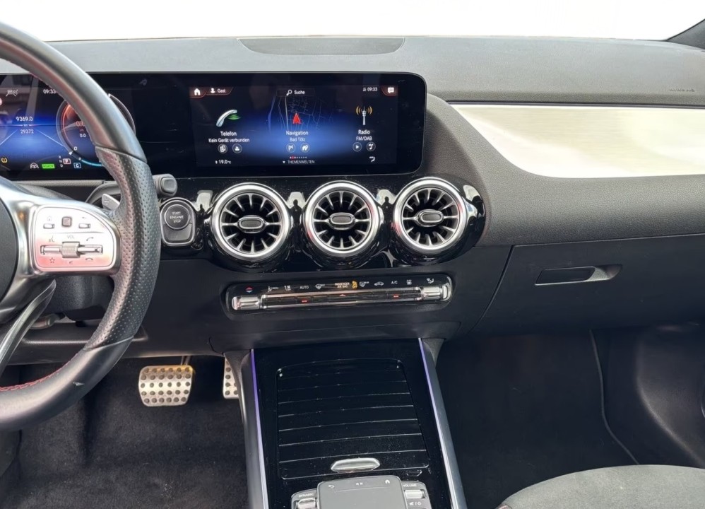 Mercedes-Benz GLA 250e AMG - foto 10