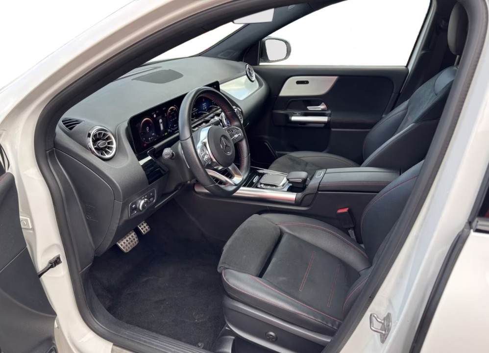 Mercedes-Benz GLA 250e AMG - foto 9