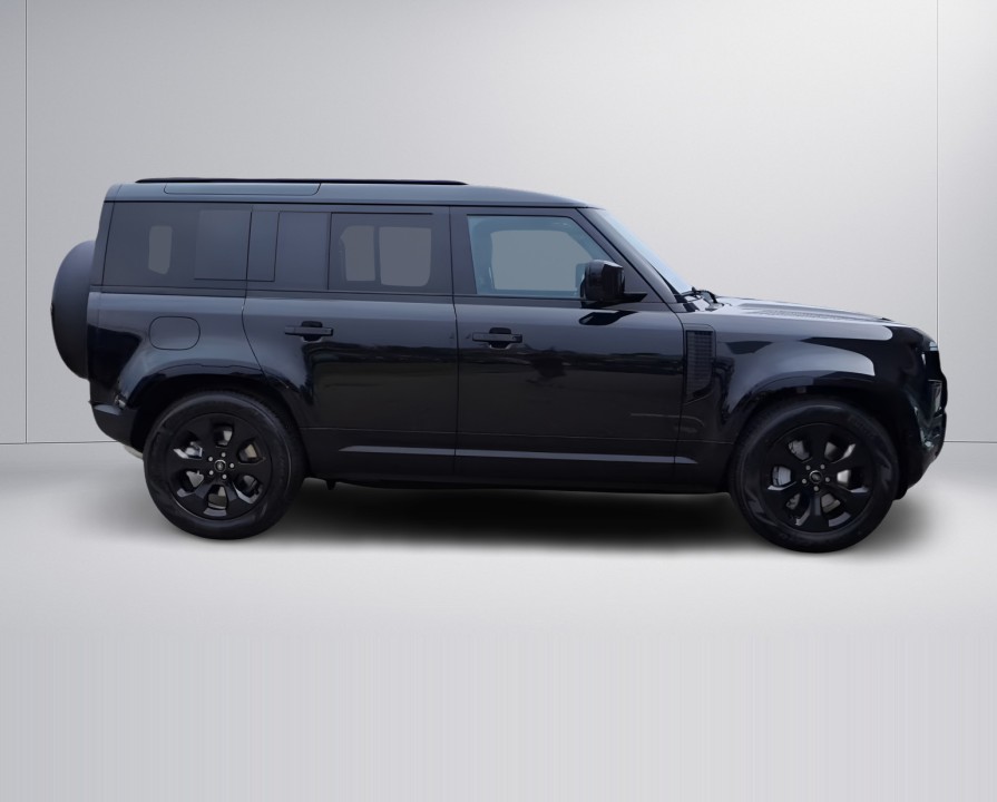 Land Rover Defender D300 X-Dynamic SE (3)