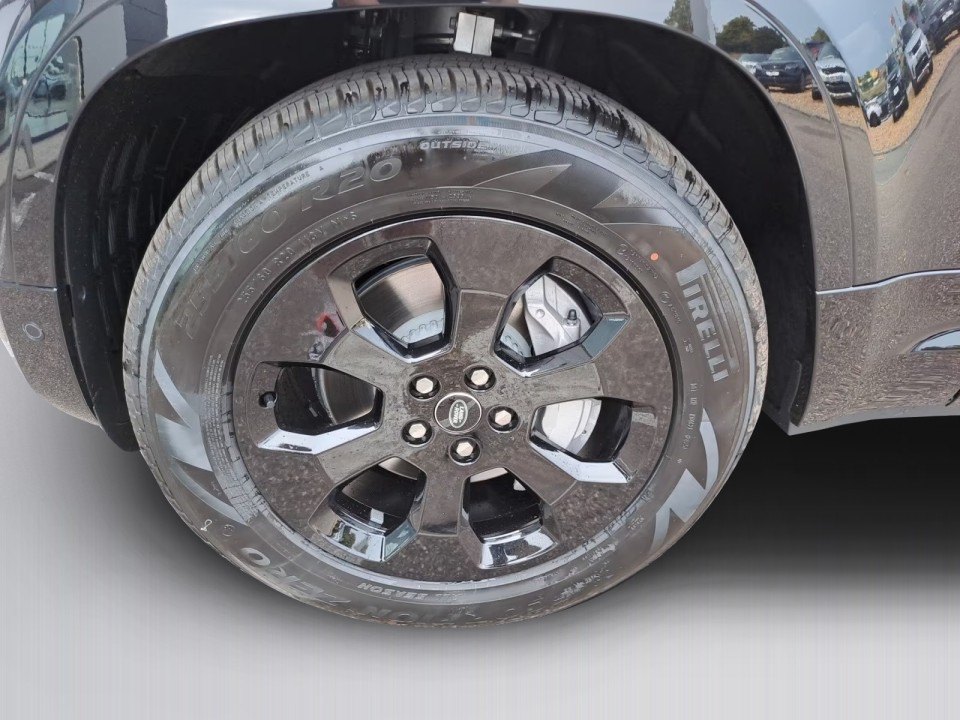 Land Rover Defender D300 X-Dynamic SE - foto 10