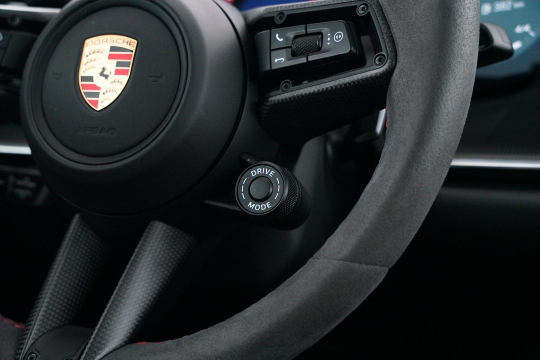 Porsche 911 Carrera 4S - foto 18