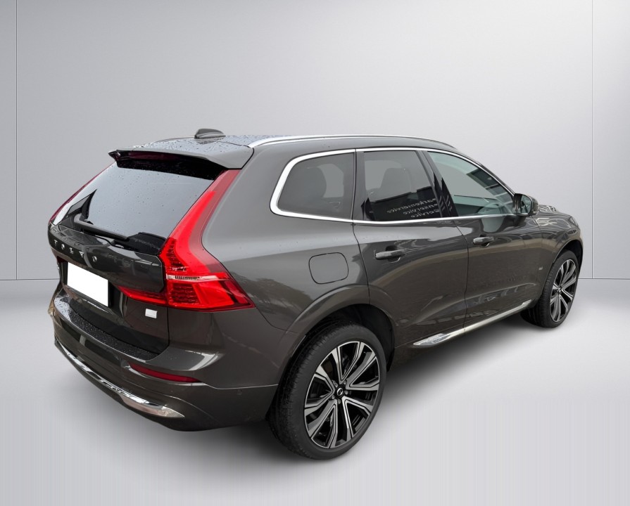 Volvo XC 60 Ultimate Bright Recharge (2)