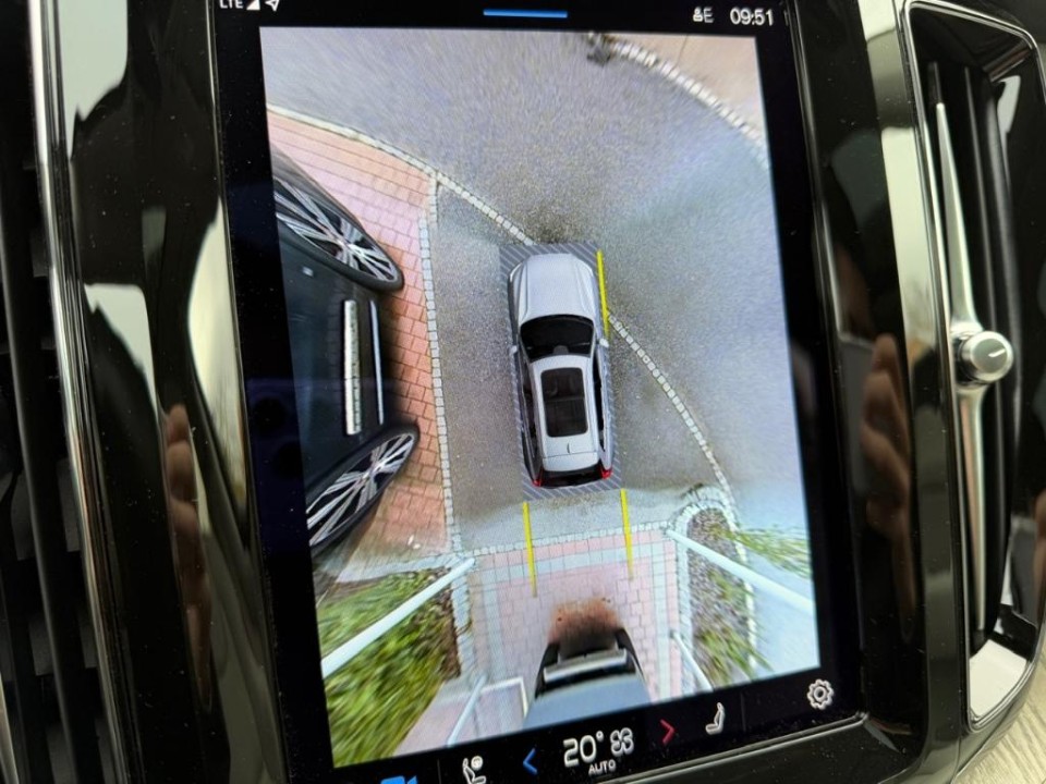 Volvo XC 60 Ultimate Bright Recharge - foto 18