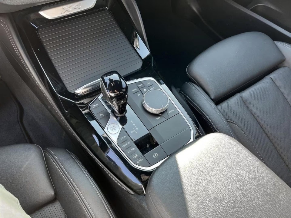 BMW X4 xDrive20i M-Sport - foto 7