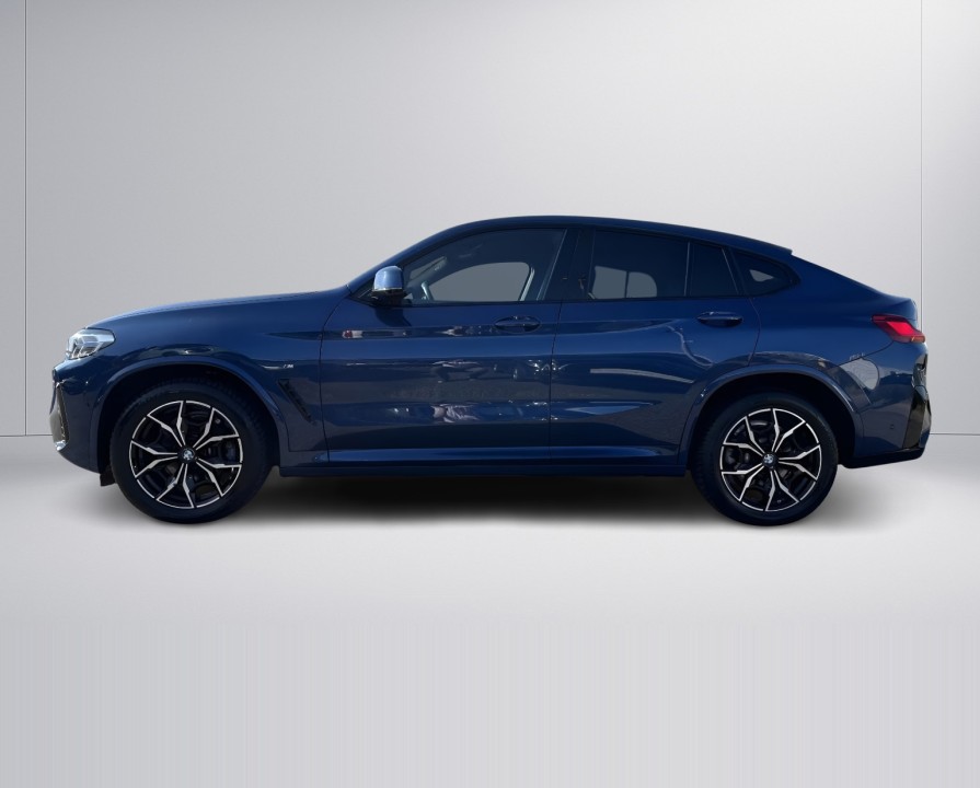 BMW X4 xDrive20i M-Sport (4)