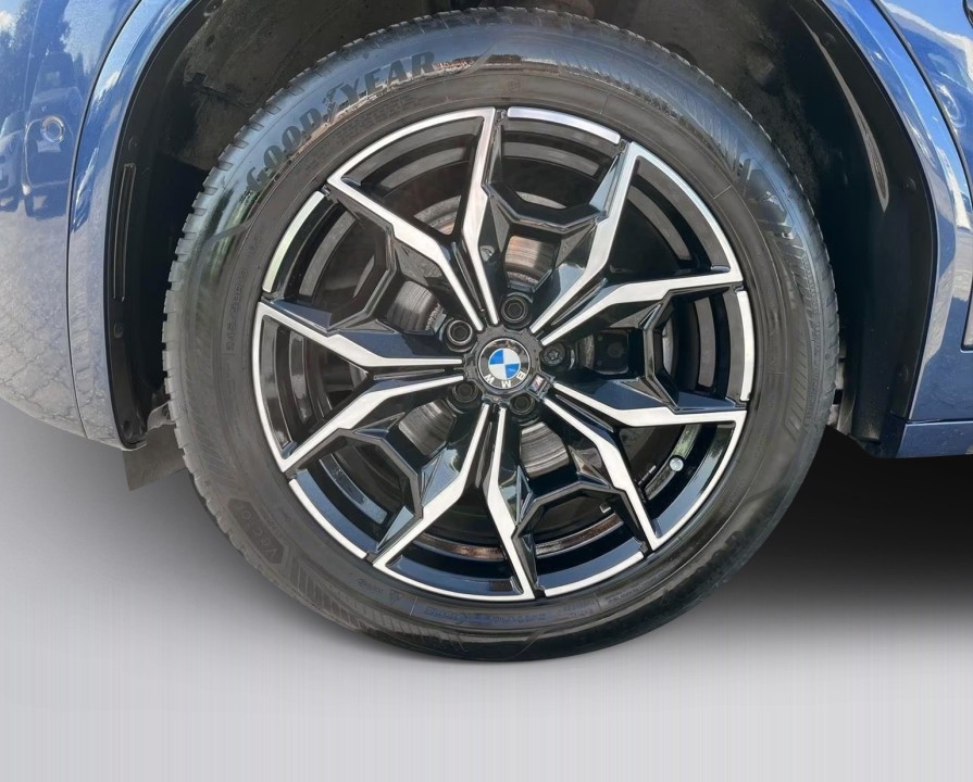BMW X4 xDrive20i M-Sport - foto 13