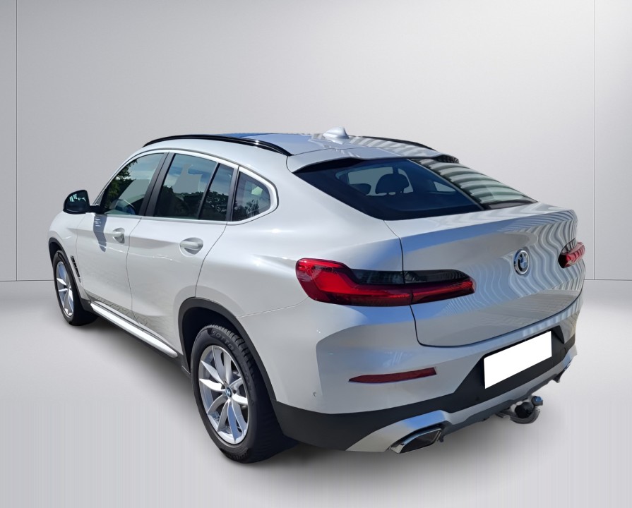 BMW X4 xDrive20i (4)