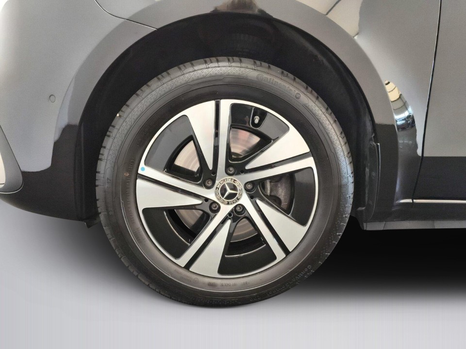 Mercedes-Benz V 220d - foto 18