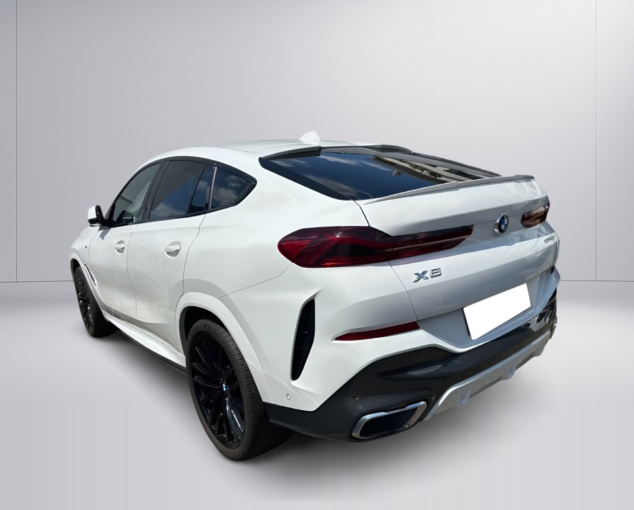 BMW X6 xDrive30d (2)