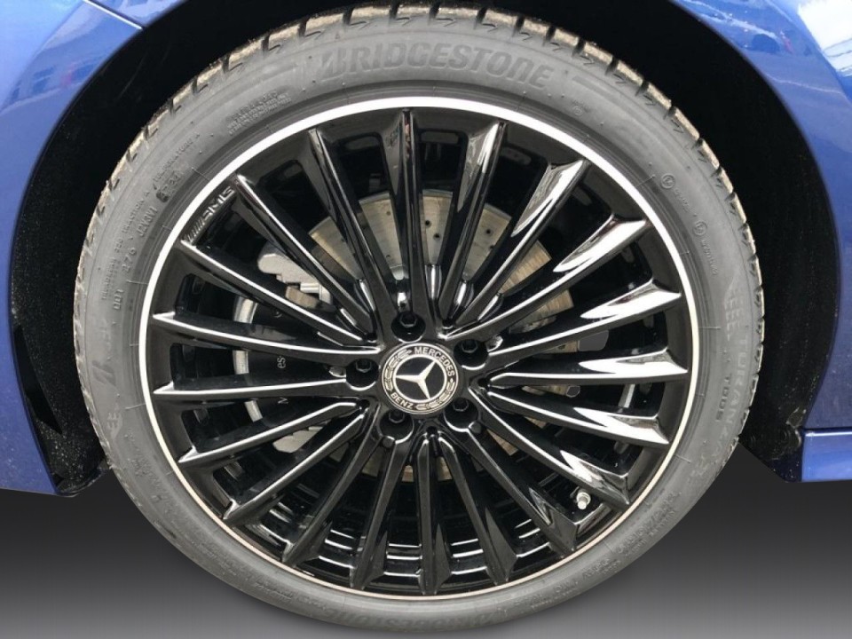 Mercedes-Benz CLA 200 AMG - foto 15