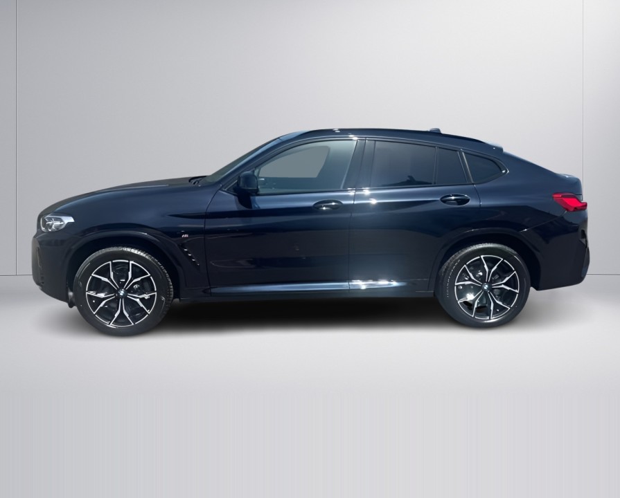 BMW X4 xDrive20i (2)