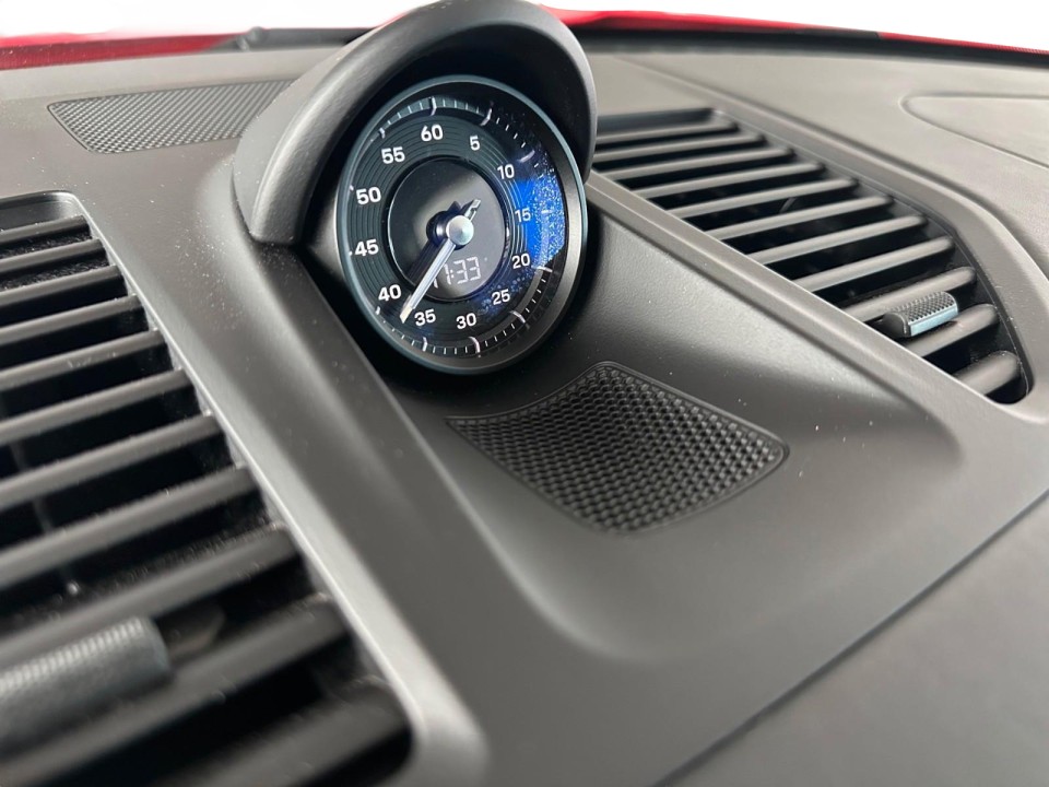 Porsche 911 Carrera - foto 16