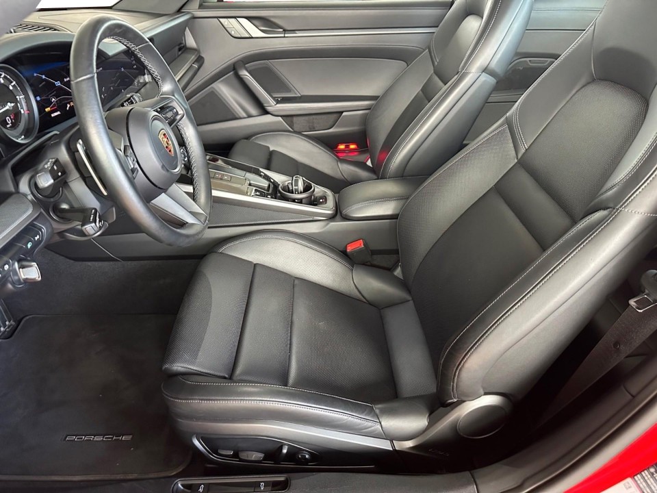 Porsche 911 Carrera - foto 8