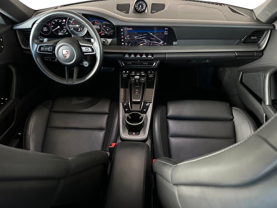 Porsche 911 Carrera - foto 12