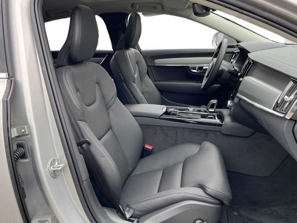 Volvo S90 T8 Recharge AWD (5)