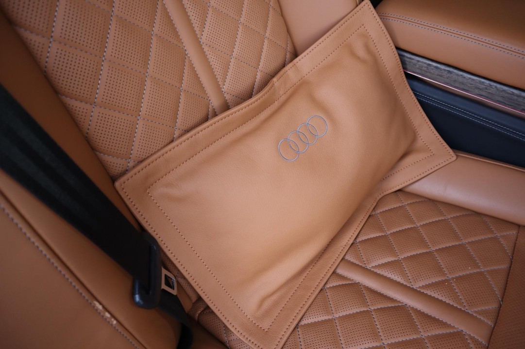 Audi A8 L 60 TFSIe quattro tiptronic - foto 31