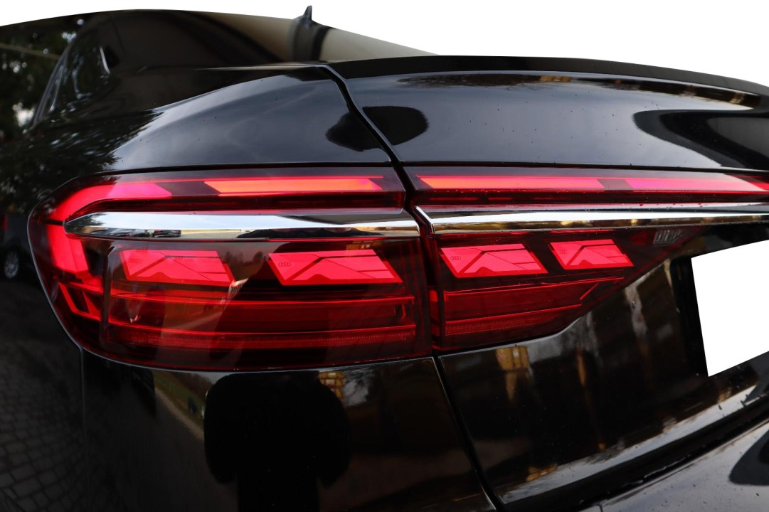 Audi A8 L 60 TFSIe quattro tiptronic - foto 46