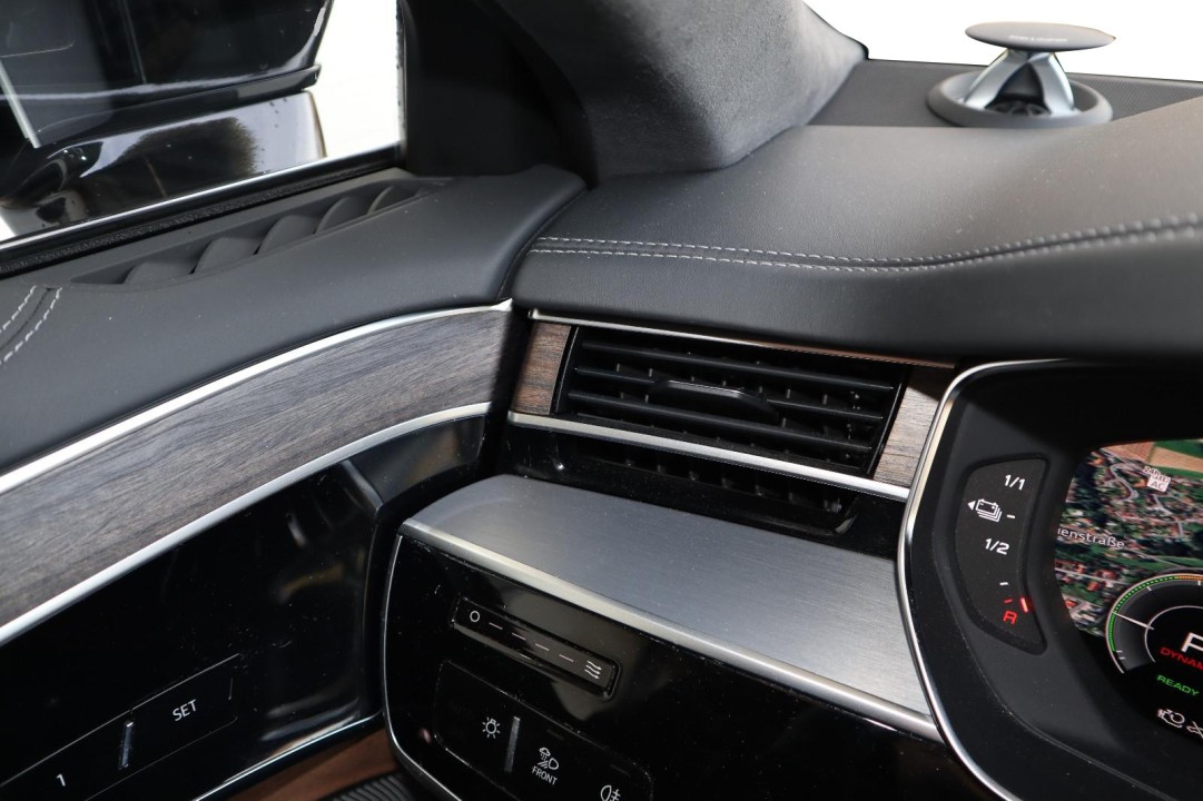 Audi A8 L 60 TFSIe quattro tiptronic - foto 38