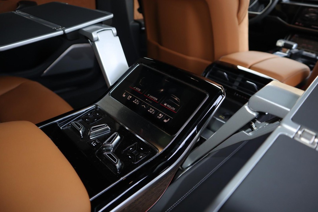 Audi A8 L 60 TFSIe quattro tiptronic - foto 32