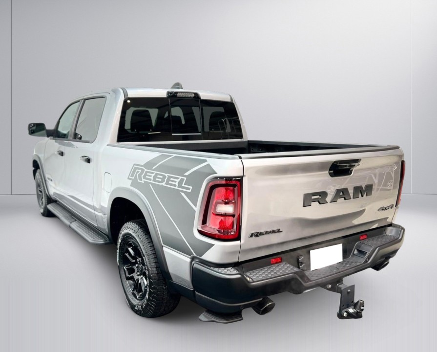 Dodge RAM 1500 Rebel (4)