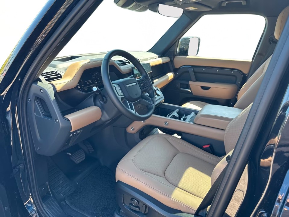 Land Rover Defender P300e X-Dynamic HSE 110 - foto 7