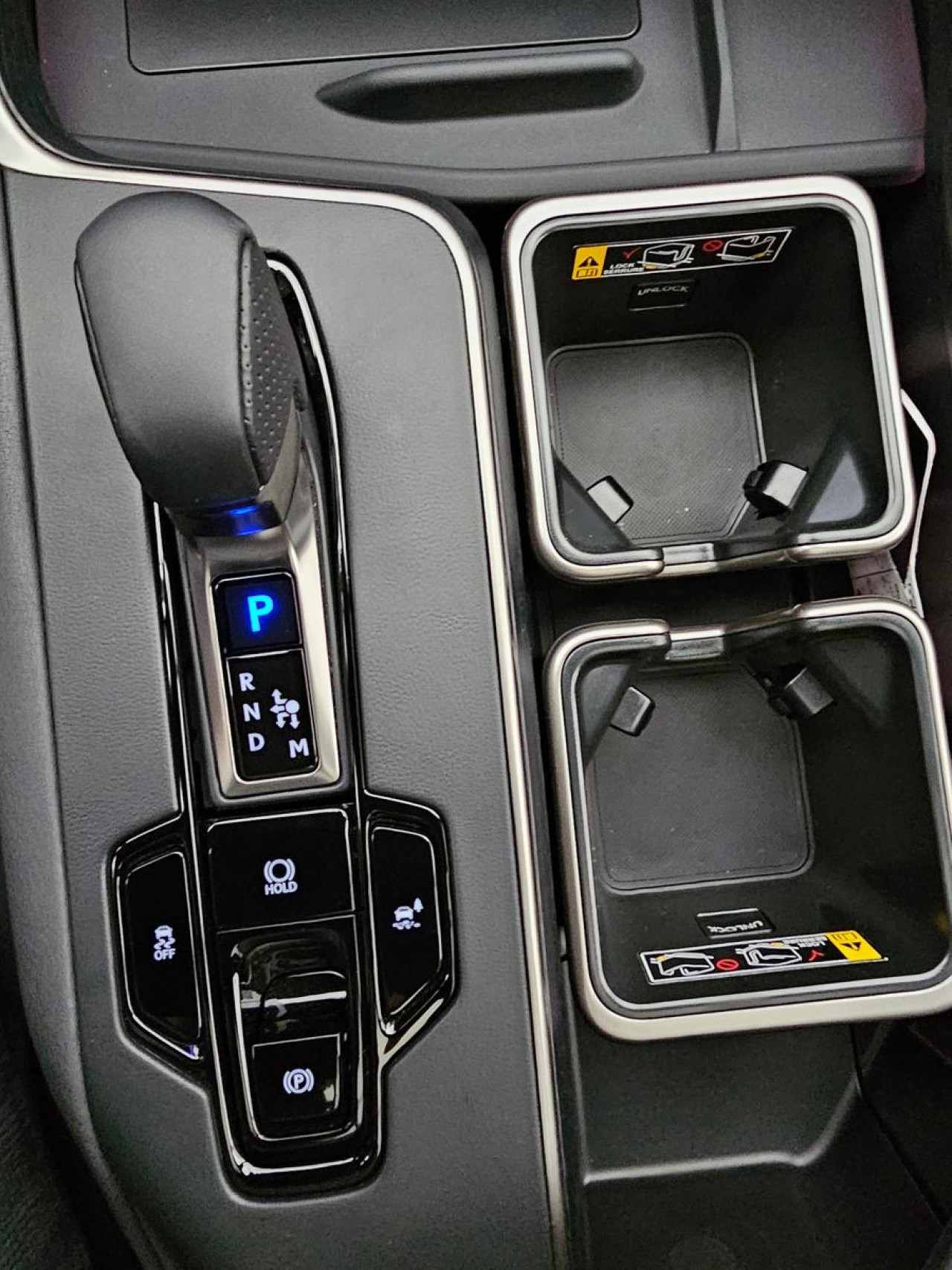 Lexus Seria TX 500h F-Sport - foto 22