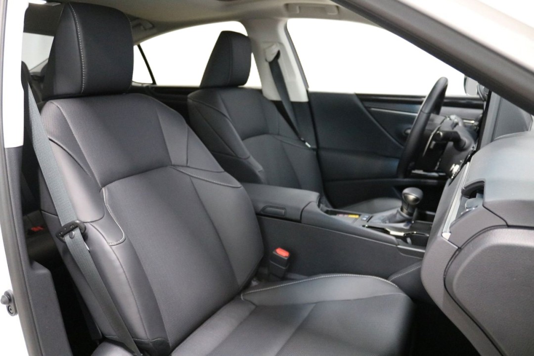 Lexus Seria ES 300h - foto 14