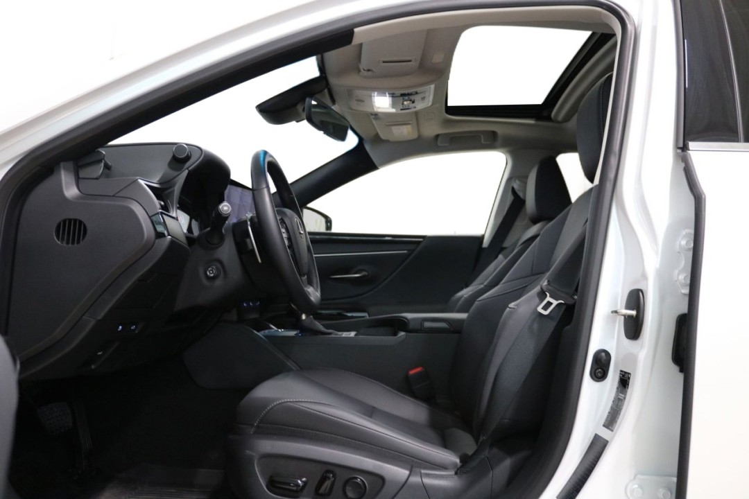 Lexus Seria ES 300h - foto 9