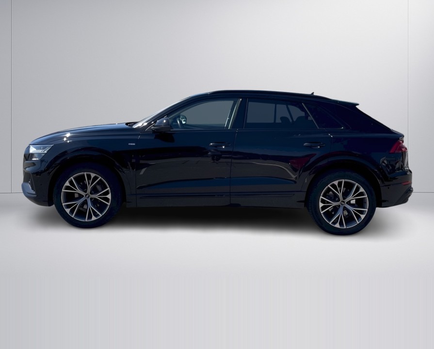 Audi Q8 45TDI quattro tiptronic (5)