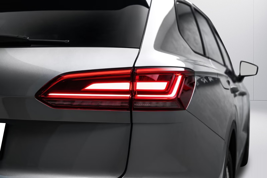 Volkswagen Touareg V6 TDI - foto 15