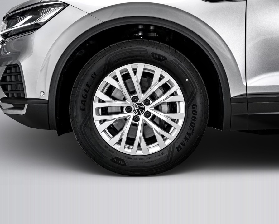 Volkswagen Touareg V6 TDI - foto 16