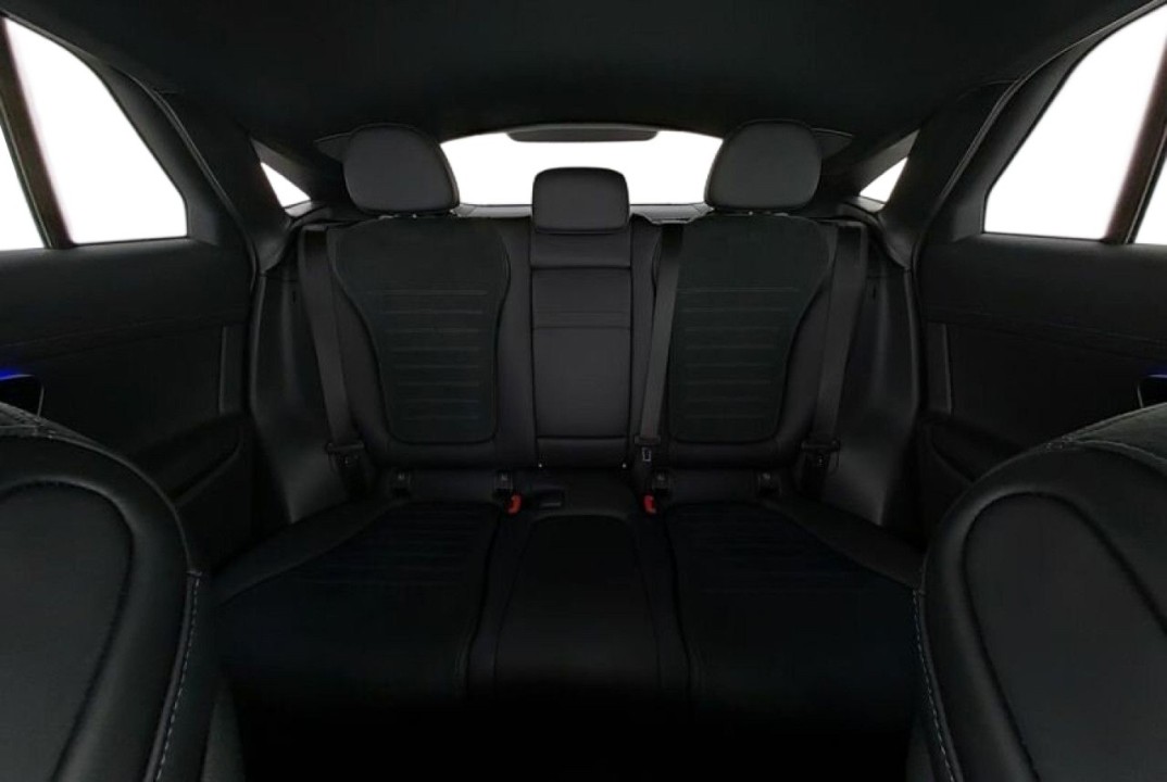 Mercedes-Benz GLC Coupe 300 4MATIC AMG Line (4)